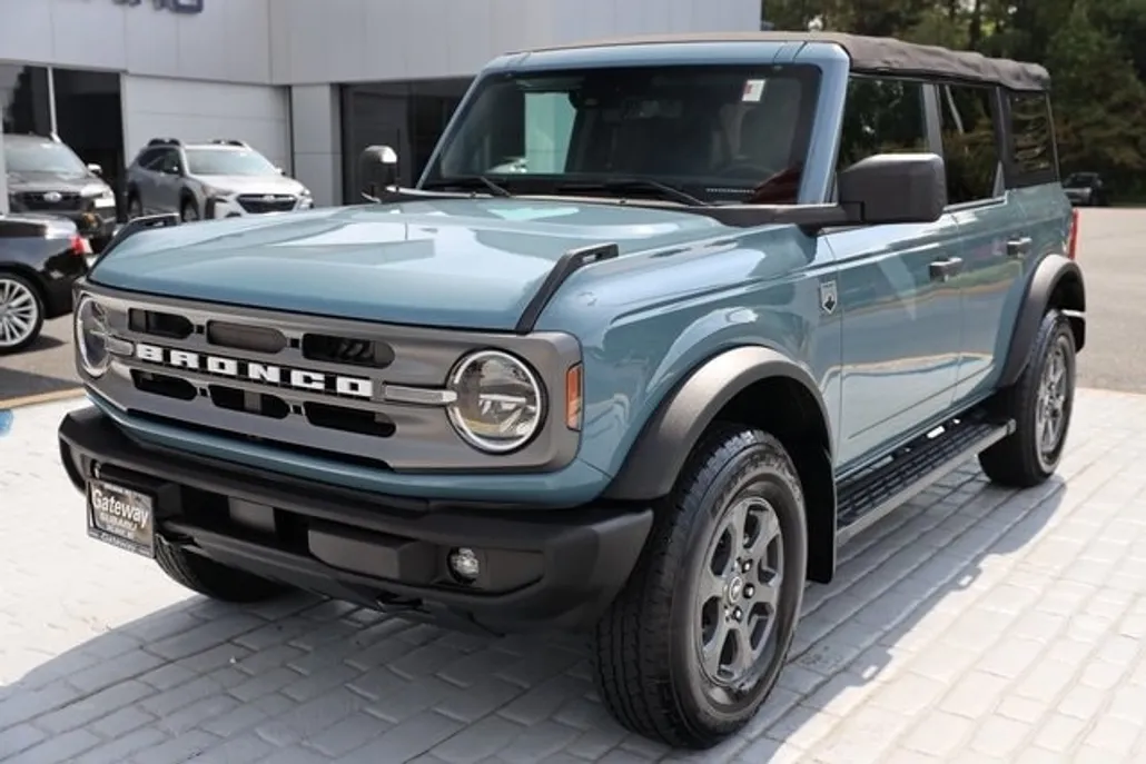 2023 Ford Bronco Big Bend photo 1