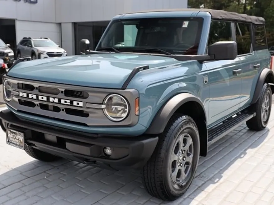 2023 Ford Bronco Big Bend photo 1