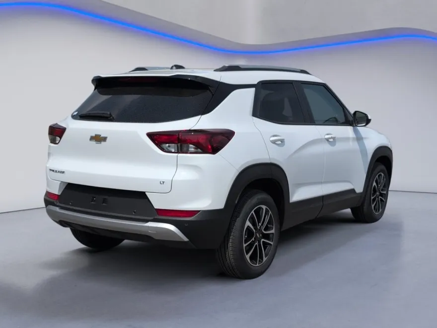 2026 Chevrolet Trailblazer LT photo 1