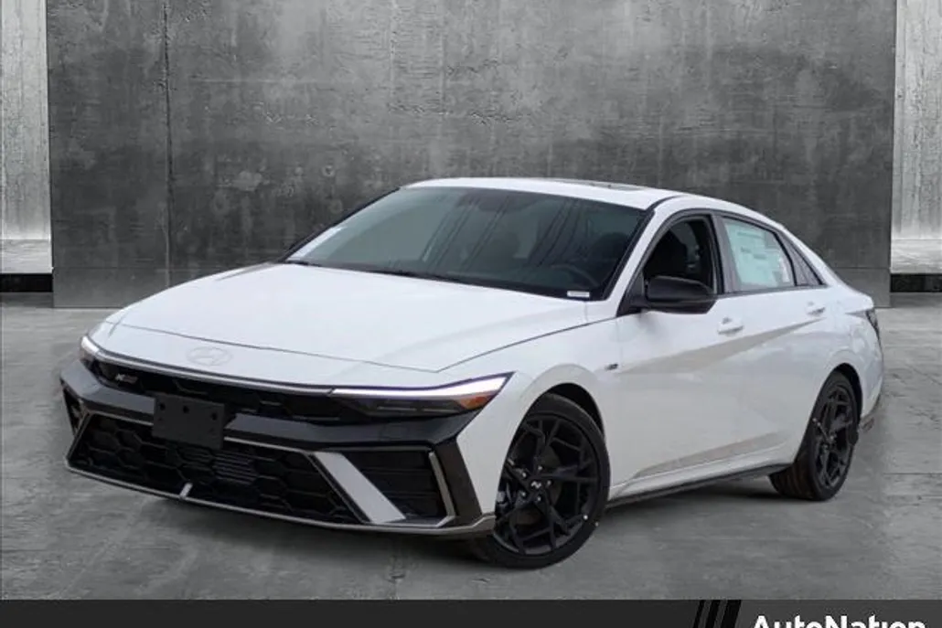 2025 Hyundai Elantra N Line photo 1