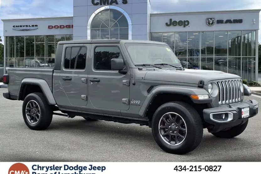 2023 Jeep Gladiator Overland photo 1