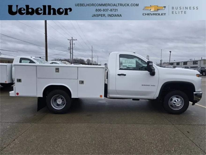 2025 Chevrolet Silverado 3500HD Work Truck photo 1