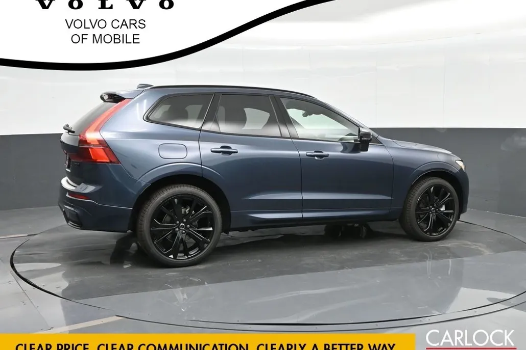 2026 Volvo XC60 B5 Black Edition photo 1