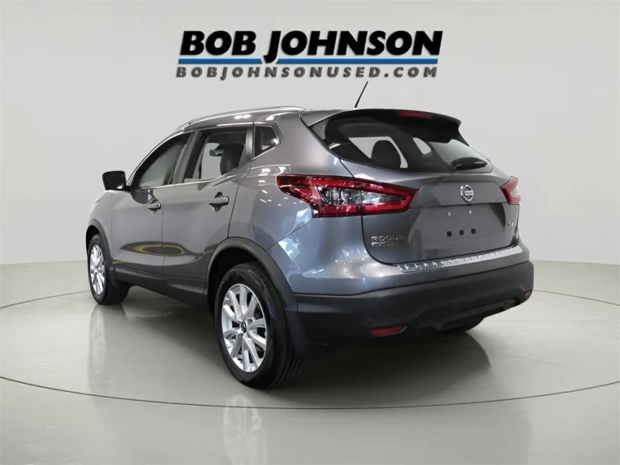 2022 Nissan Rogue Sport SV photo 1
