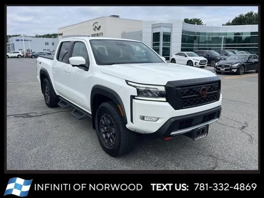 2024 Nissan Frontier PRO-4X photo 1