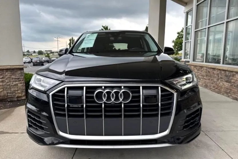 2023 Audi Q7 Premium Plus photo 1