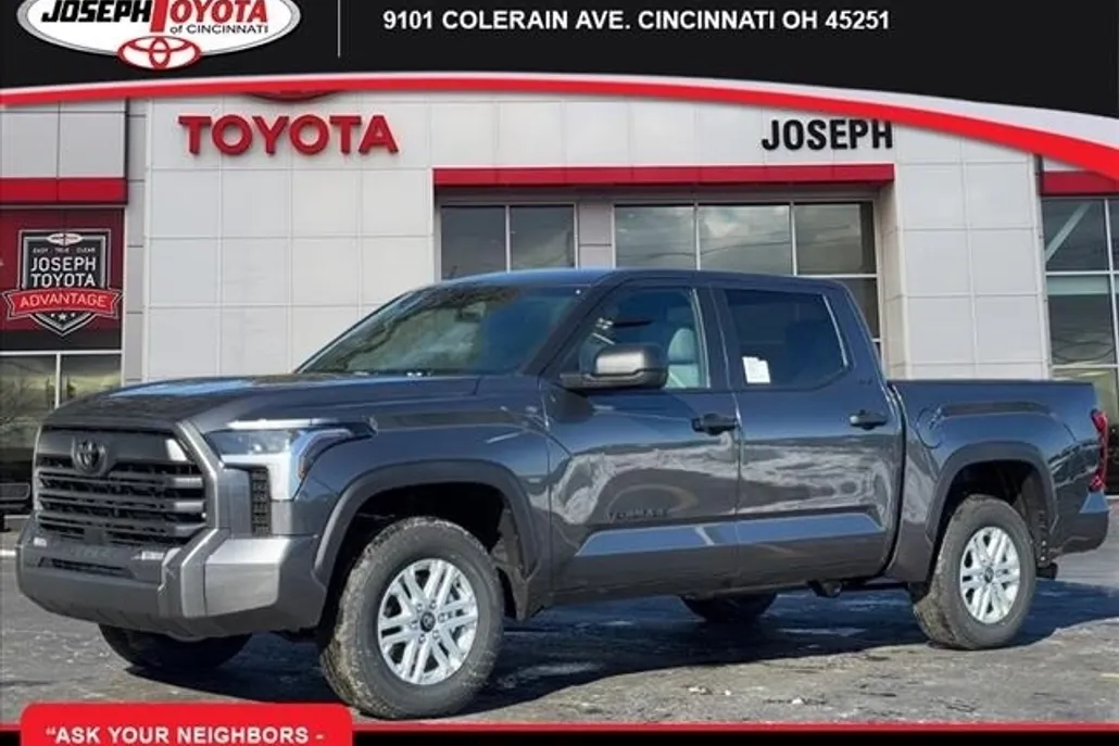 2025 Toyota Tundra SR5 photo 1
