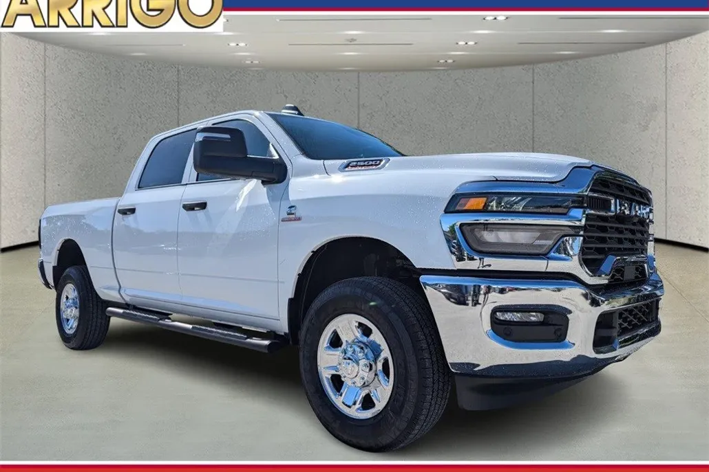 2025 Ram 2500 Tradesman photo 1
