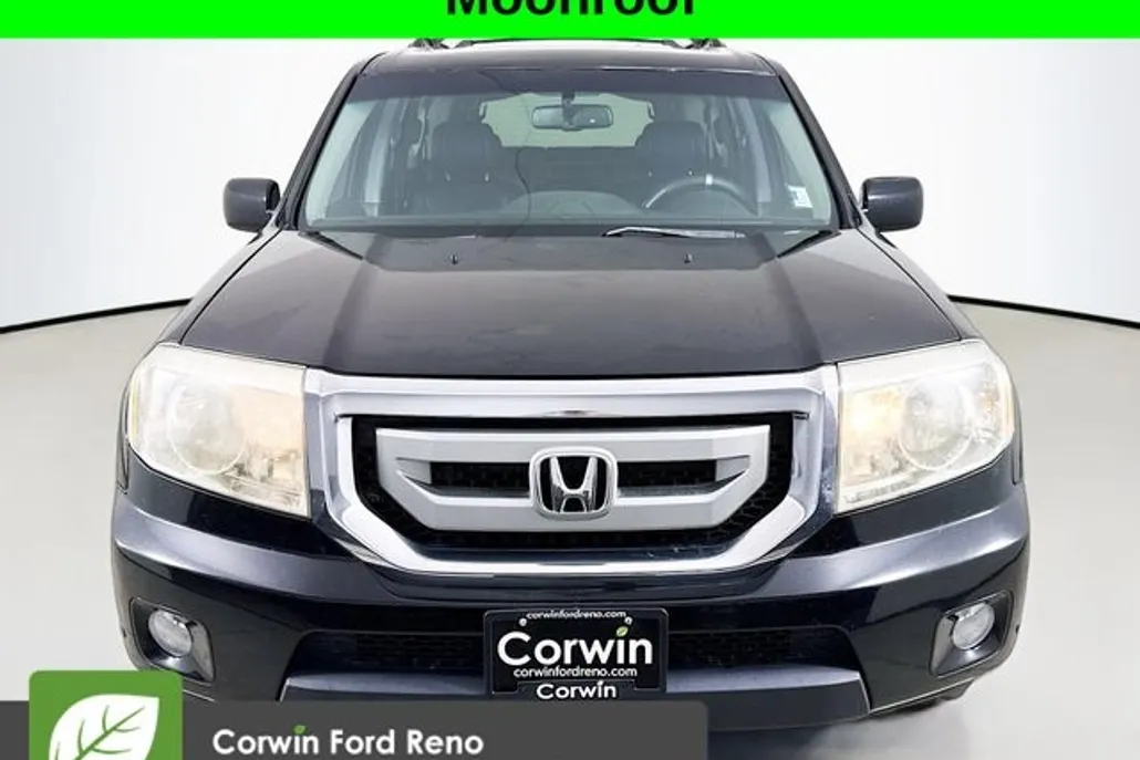 2011 Honda Pilot Touring photo 1