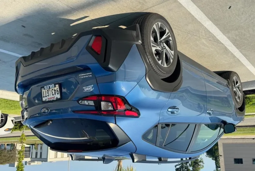2024 Subaru Crosstrek Premium photo 1