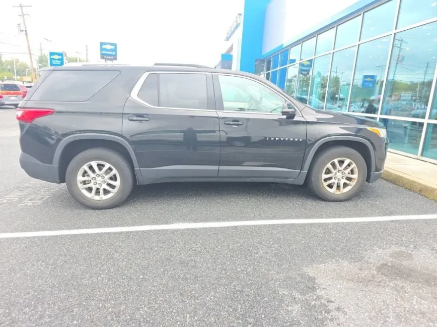 2018 Chevrolet Traverse Cloth photo 1