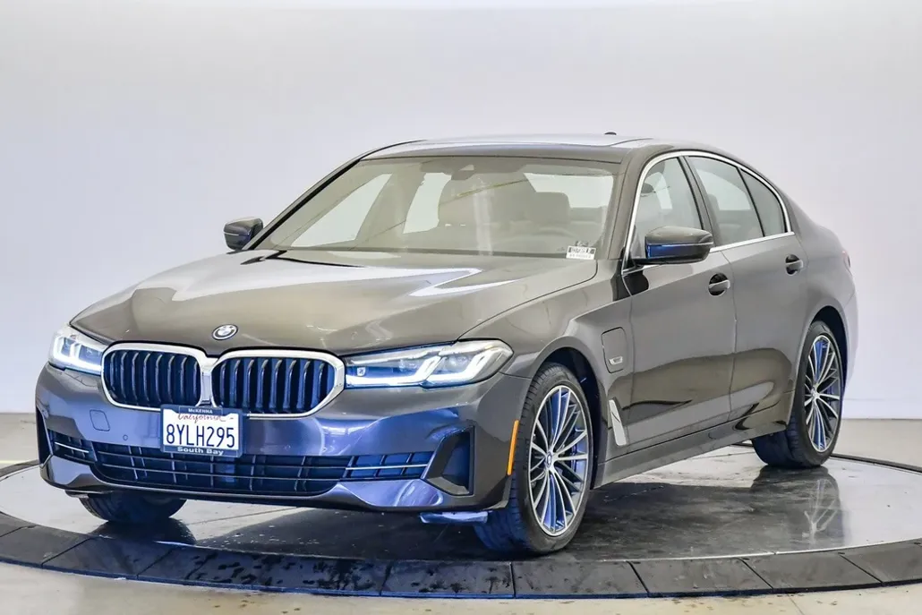 2022 Bmw 530e photo 1