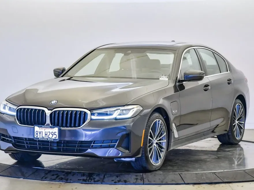 2022 Bmw 530e photo 1
