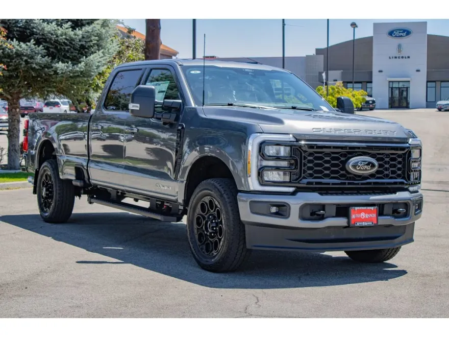 2025 Ford F-350 XLT photo 1