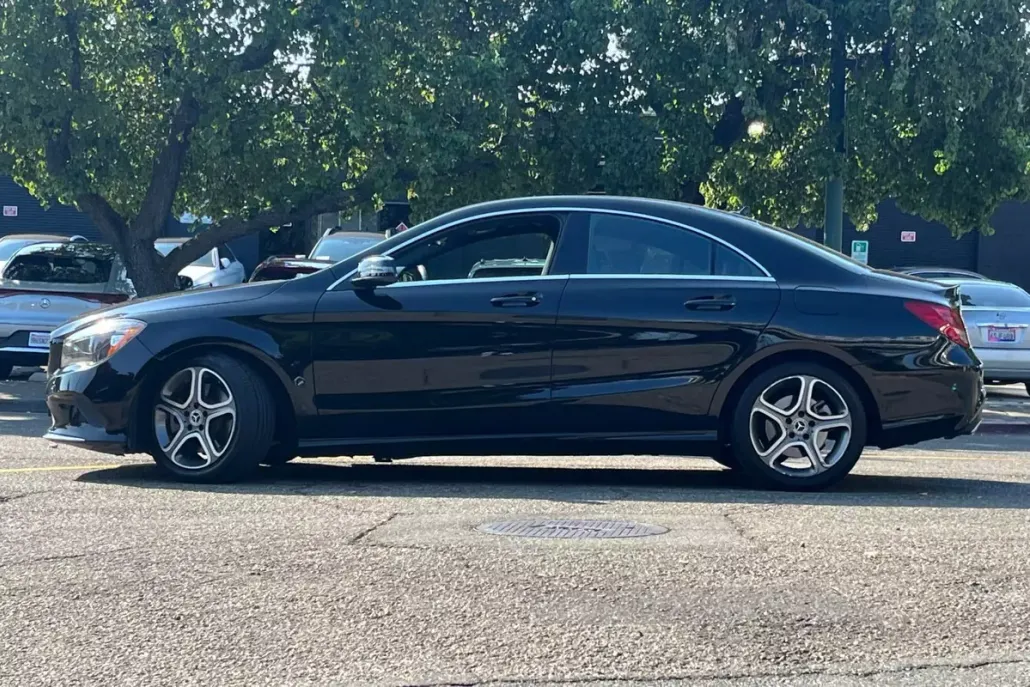 2019 Mercedes Benz CLA 250 photo 1