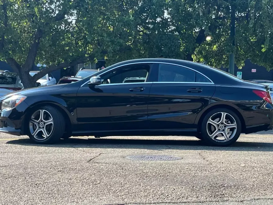2019 Mercedes Benz CLA 250 photo 1