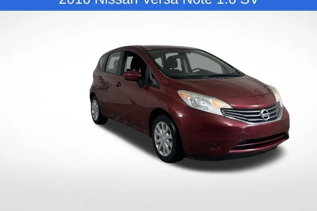 2016 Nissan Versa Note SV photo 1