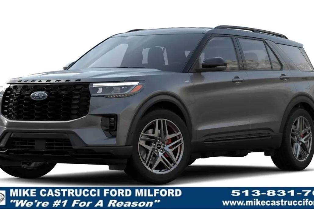 2025 Ford Explorer ST-Line photo 1