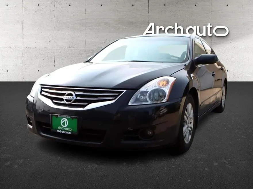 2012 Nissan Altima 2.5 photo 1