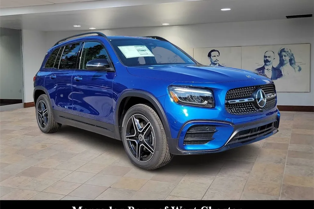 2024 Mercedes Benz GLB 250 photo 1