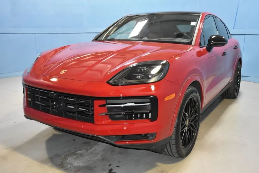 2024 Porsche Cayenne Coupe Base photo 1