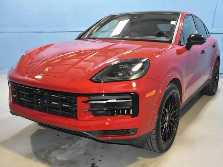 2024 Porsche Cayenne Coupe Base photo 1