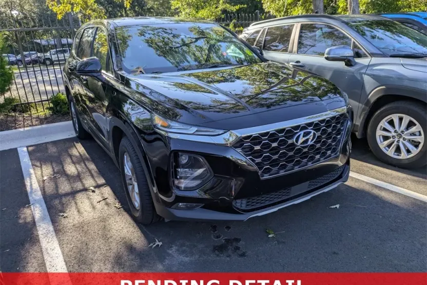 2019 Hyundai Santa Fe SEL photo 1