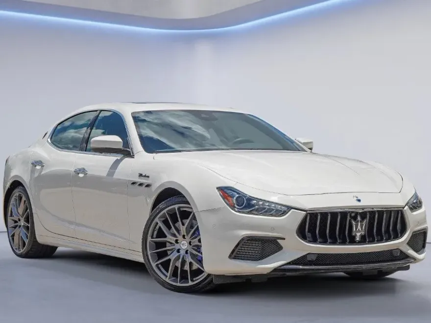 2022 Maserati Ghibli Modena Q4 photo 1