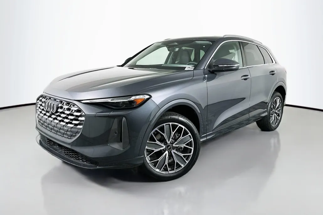 2025 Audi Q5 2.0T Premium Plus photo 1