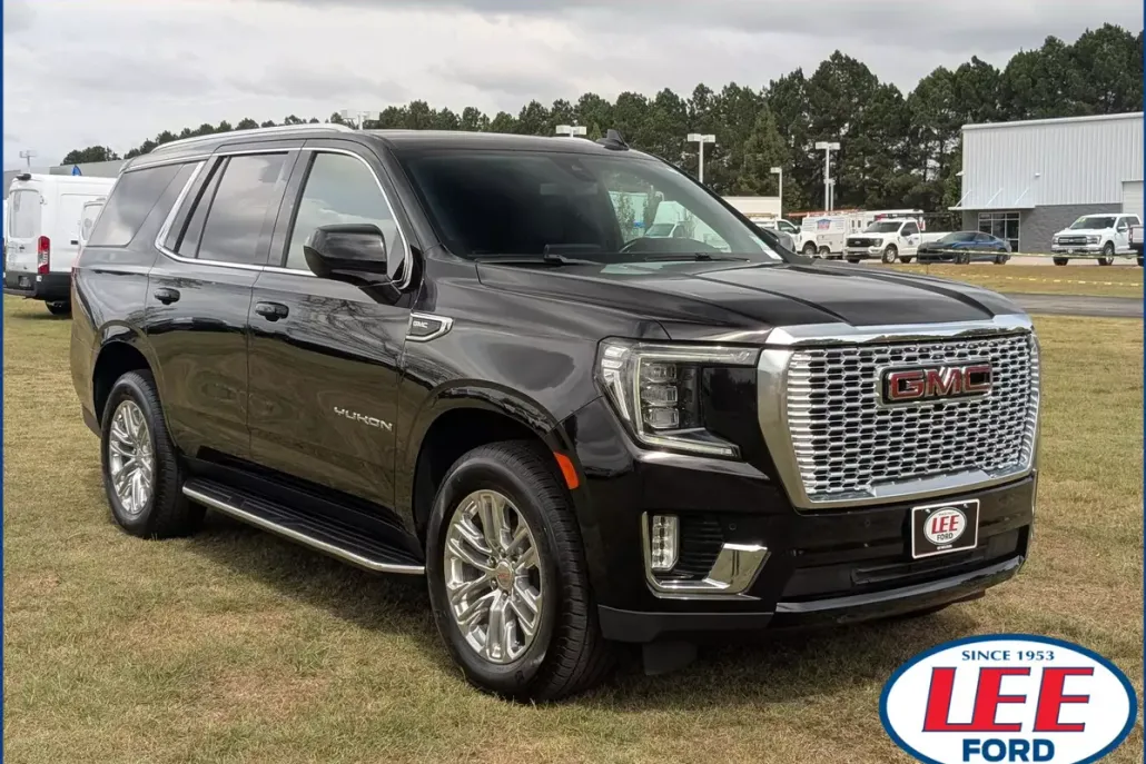 2022 Gmc Yukon SLE photo 1
