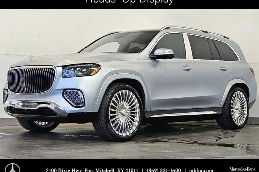 2025 Mercedes Benz GLS Maybach 600 4MATIC photo 1
