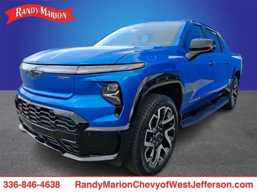 2025 Chevrolet Silverado EV RST photo 1