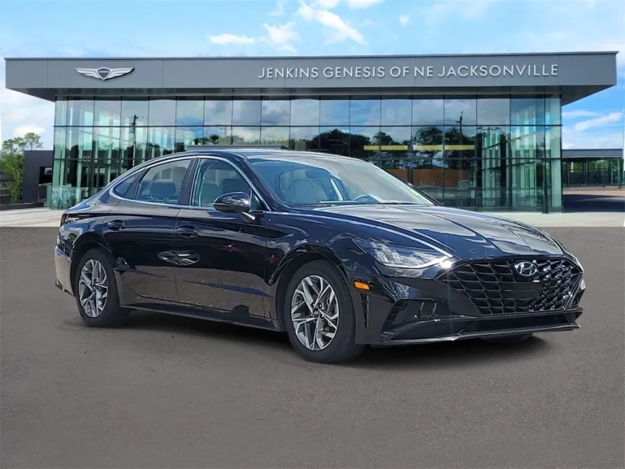 2023 Hyundai Sonata SEL photo 1