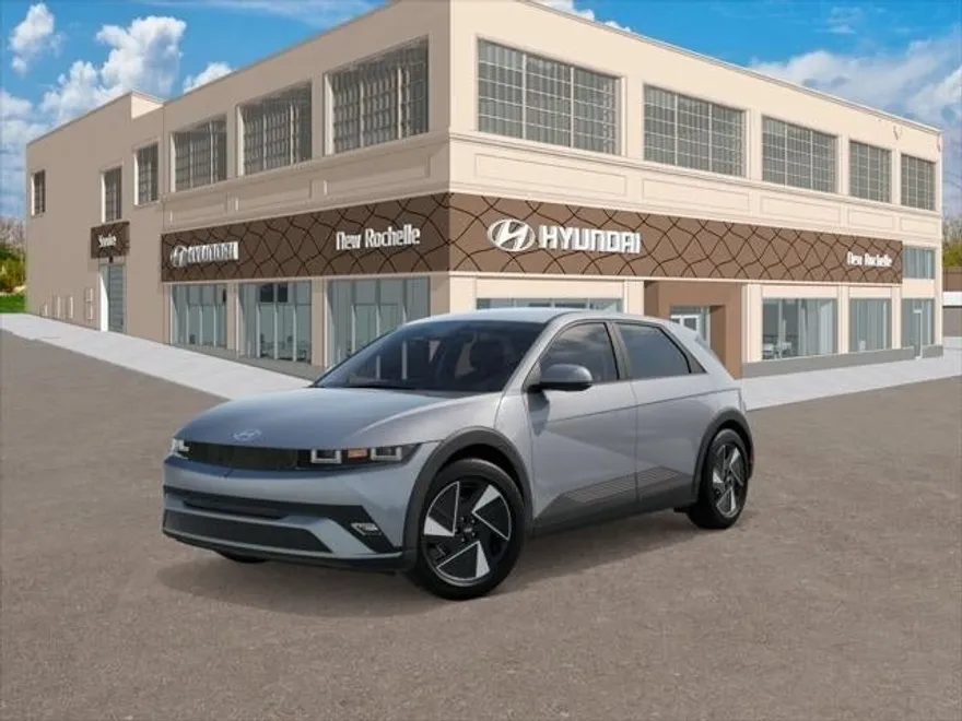 2025 Hyundai Ioniq 5 SE photo 1
