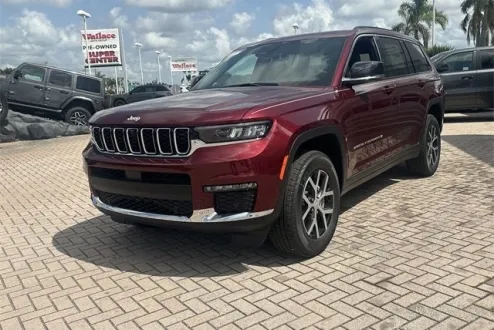 2025 Jeep Grand Cherokee Limited photo 2