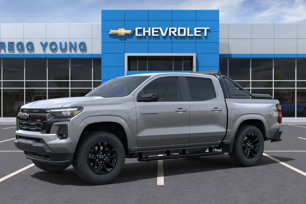 2025 Chevrolet Colorado Z71 photo 1