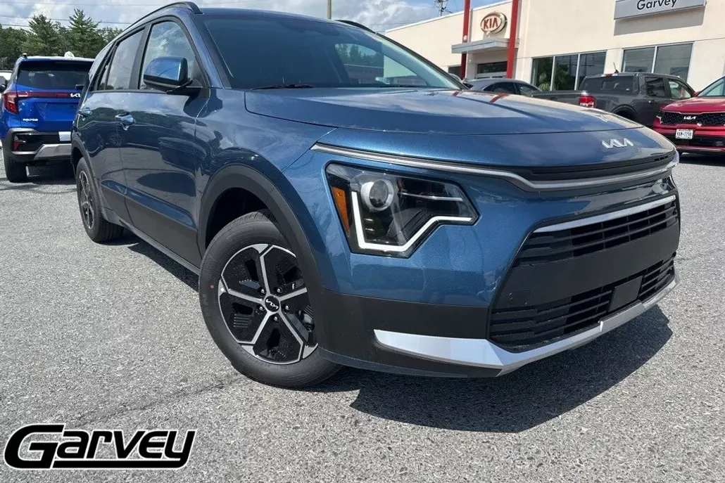 2025 Kia Niro EX photo 1