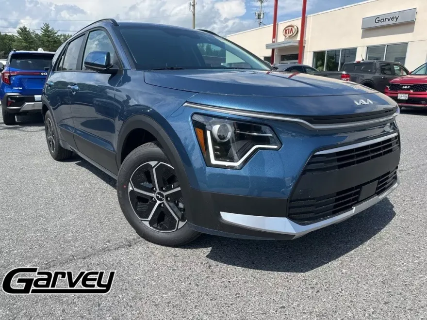 2025 Kia Niro EX photo 1