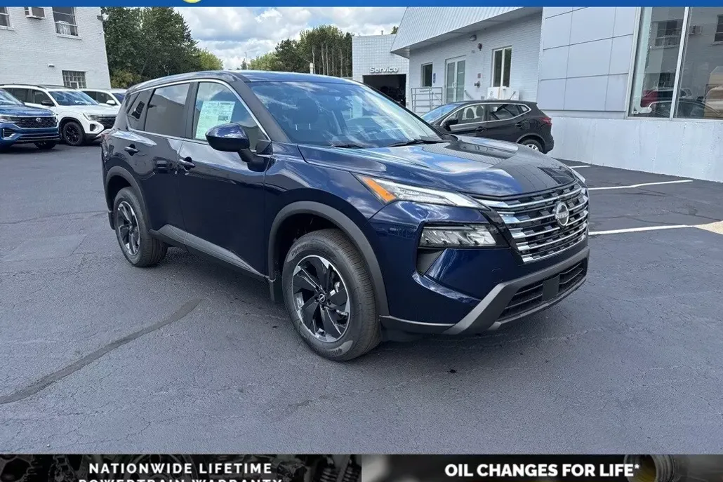 2026 Nissan Rogue SV photo 1
