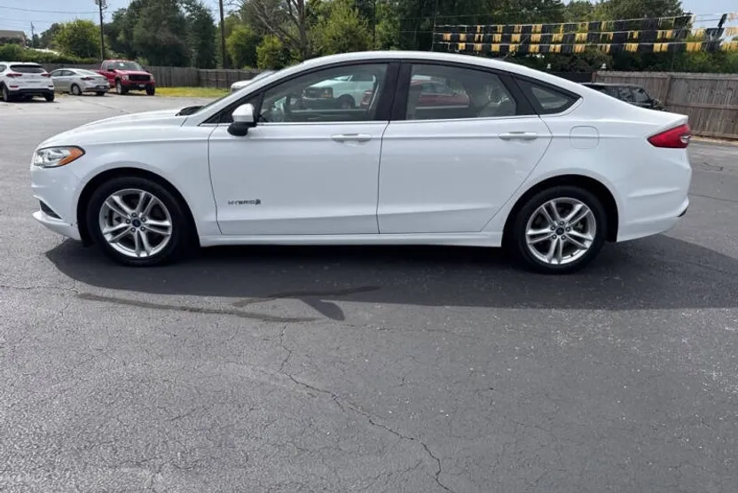 2018 Ford Fusion Hybrid S photo 1