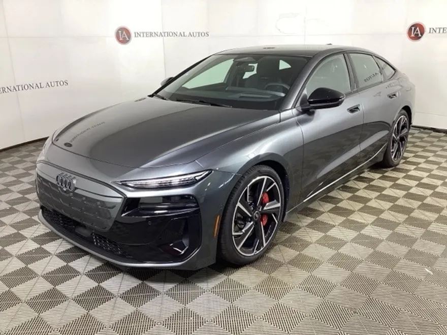 2025 Audi S6 Prestige photo 1