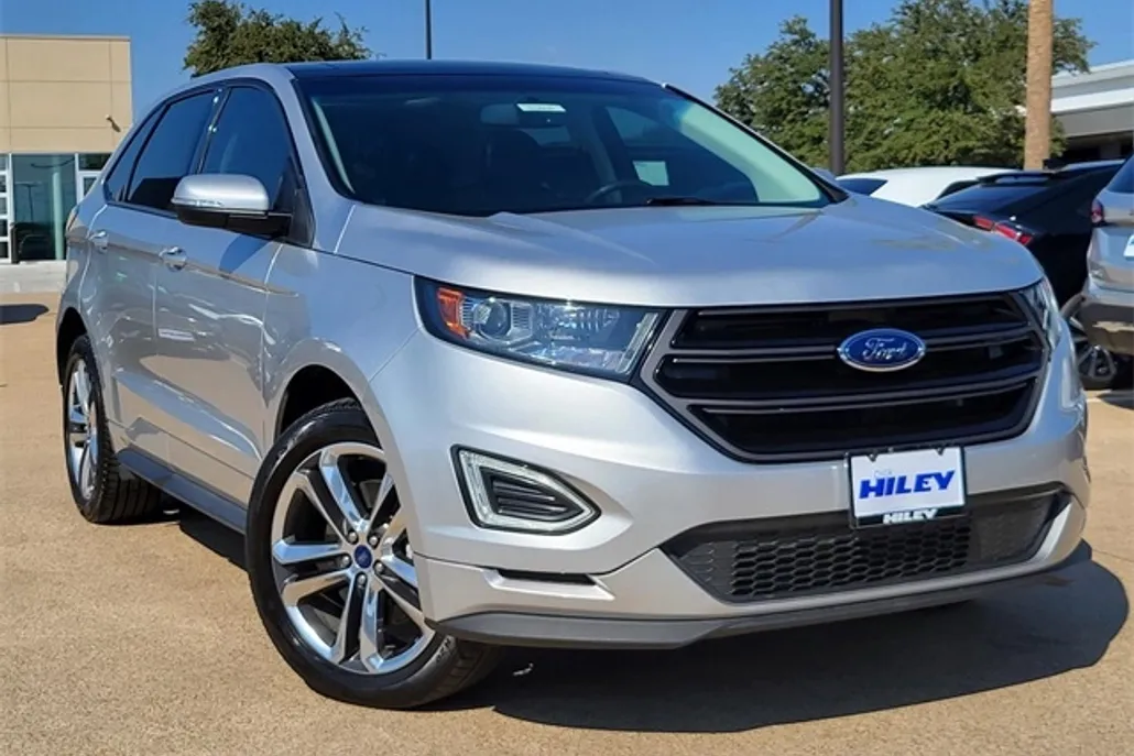 2018 Ford Edge Sport photo 1