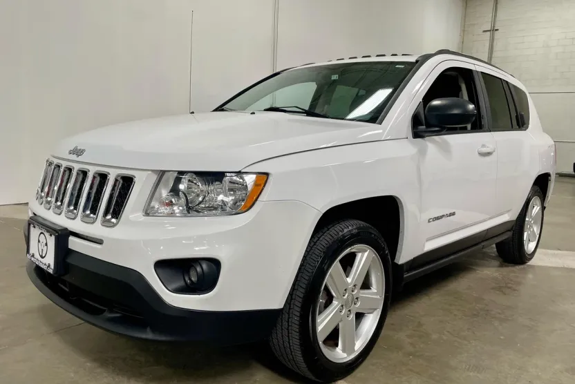 2011 Jeep Compass Limited photo 1