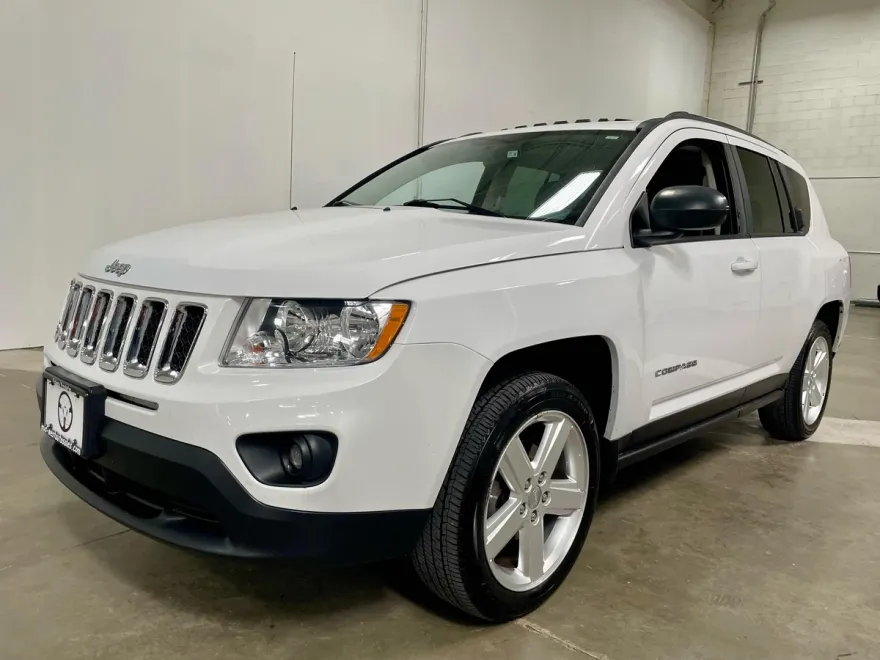 2011 Jeep Compass Limited photo 1