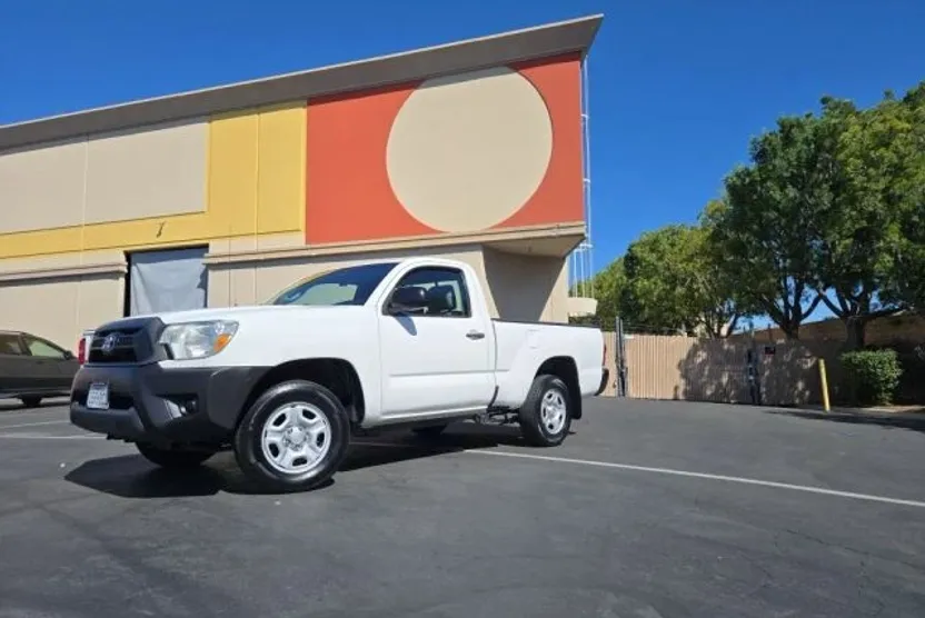 2012 Toyota Tacoma photo 1