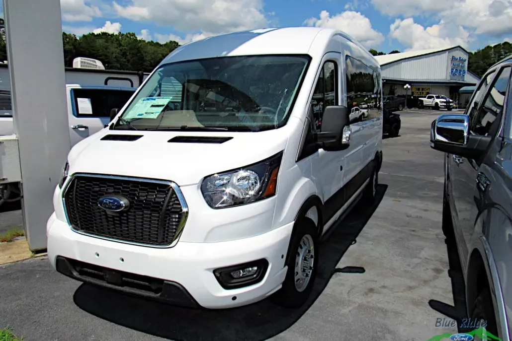 2025 Ford Transit Passenger XLT photo 1