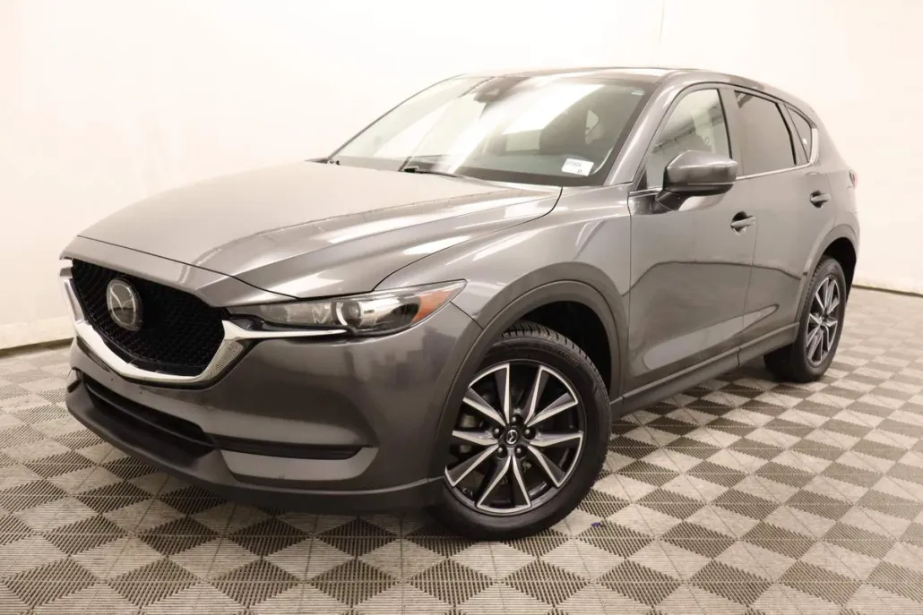 2018 Mazda CX-5 Touring photo 1