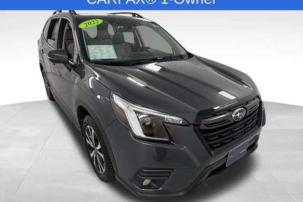 2022 Subaru Forester Limited photo 1