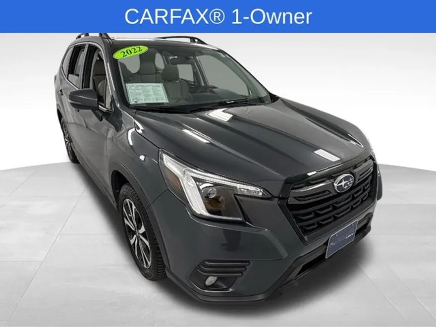 2022 Subaru Forester Limited photo 1