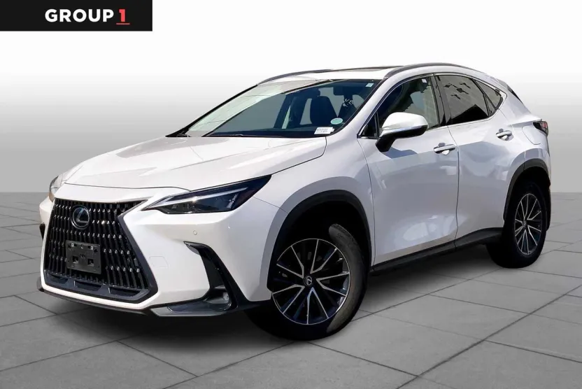 2022 Lexus NX Premium AWD photo 1